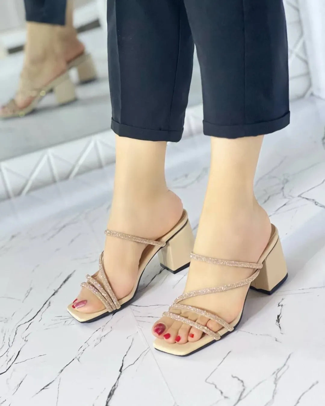 Stepin Si72 Ivory Block Heels
